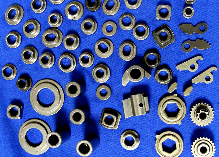 粉末冶金材料和制品將向實現加工的復合零部件發展 粉末冶金材料和制品將向實現加工的復合零部件發展