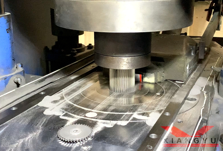 做粉末冶金需要什么機(jī)器？